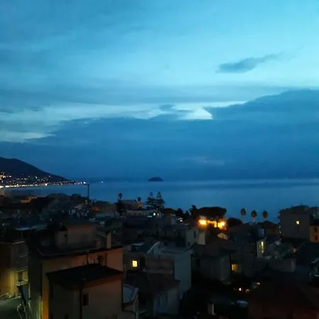 Casa In Affitto *